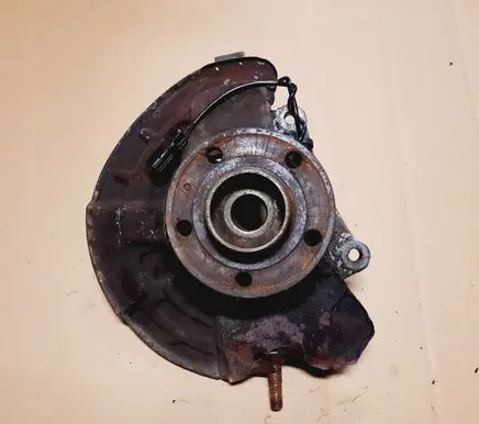 Volvo V70 Front wheel hub spindle knuckle 9461944