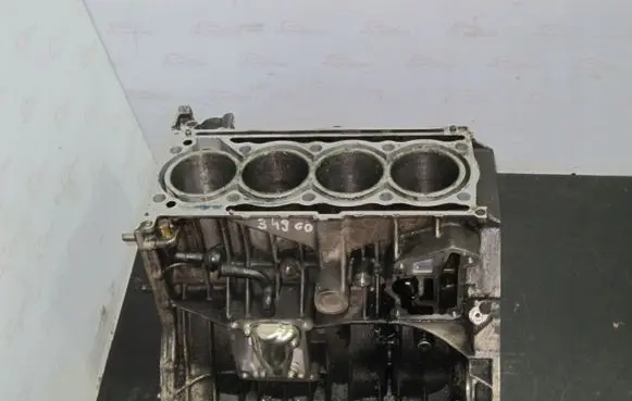 Mercedes-Benz C W203 Engine block 349GB