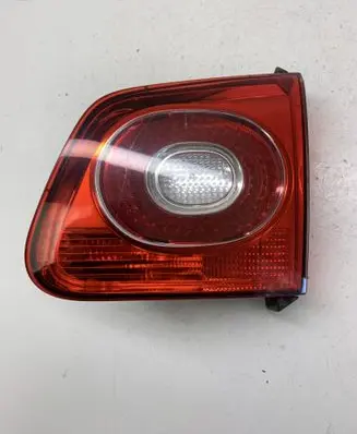 Volkswagen Tiguan Tailgate rear/tail lights 5N0945094B