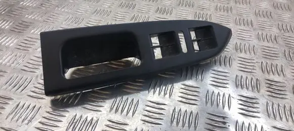 Volkswagen Touran I Front door interior handle trim 1T1867371H