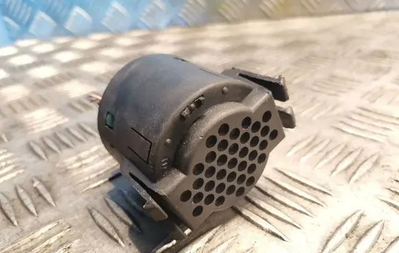 BMW 7 E38 Parking PDC sensor speaker 8360995