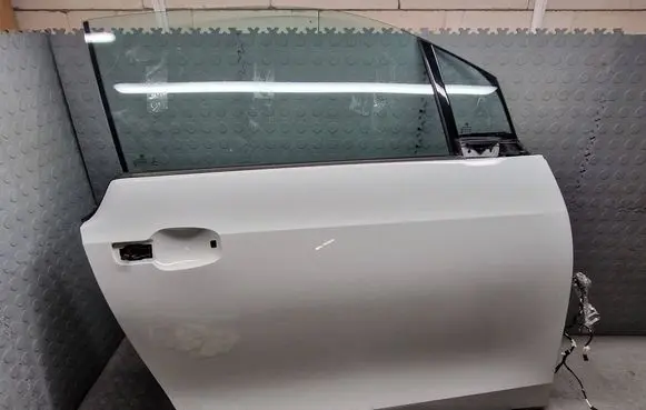 BMW i3 Front door 