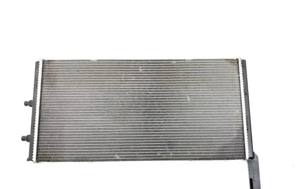 BMW 5 F10 F11 Coolant radiator 7601832 M135755G