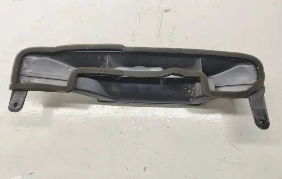 Audi A3 S3 A3 Sportback 8P Cabin air duct channel 8P1858431A