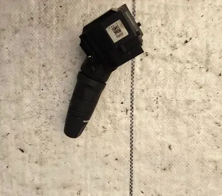Nissan Terrano Wiper control stalk 25260