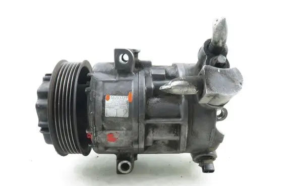 Opel Corsa D Air conditioning (A/C) compressor (pump) 55703721