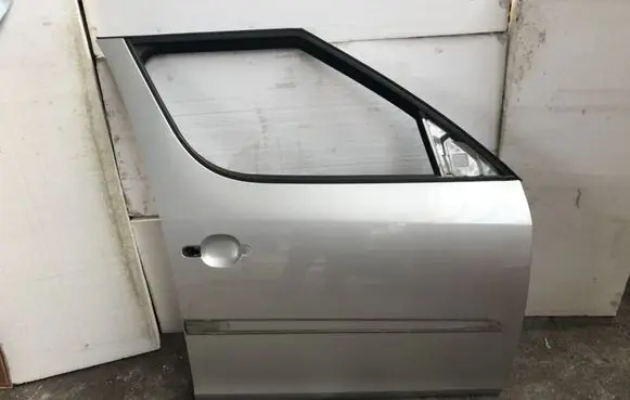 Skoda Praktik (5J8) Front door 5J7831056