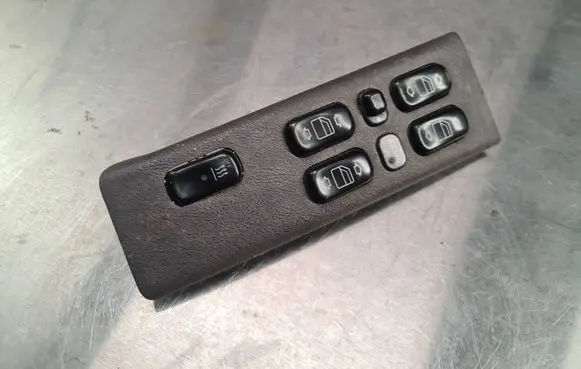 Mercedes-Benz C W203 Electric window control switch 1688202810 03753200