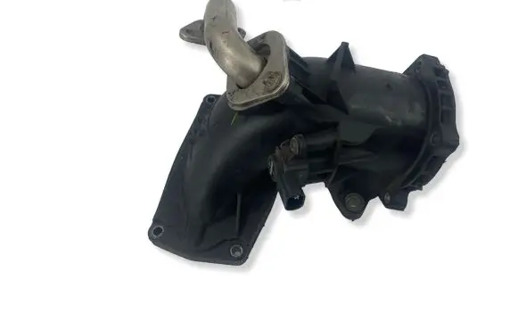 Mercedes-Benz Sprinter W906 Air intake duct part A6510900028