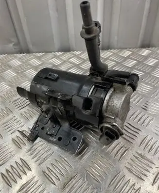 KIA Sorento Fuel filter housing 