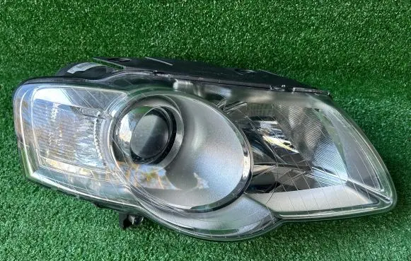 Volkswagen PASSAT B6 Rear/tail lights