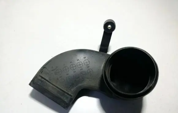 Hyundai Tucson JM Air intake hose/pipe 282112e200 28211-2e200