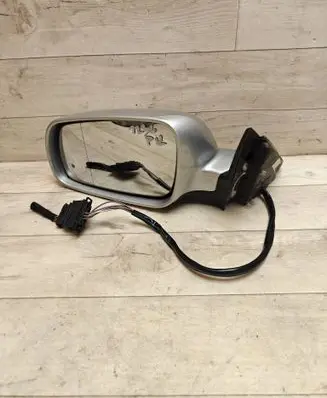 Volkswagen PASSAT B5.5 Front door electric wing mirror 3B0857933