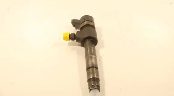 Opel Zafira B Fuel injector 0445110165