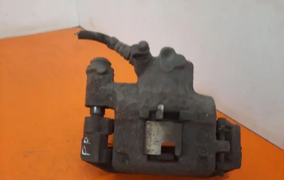 Renault Megane III Front brake caliper