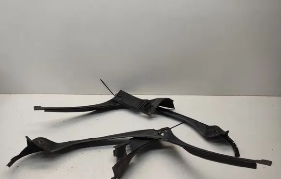 Mercedes-Benz R W251 Other trunk/boot trim element A2516900730 A2516901530 A2516930330