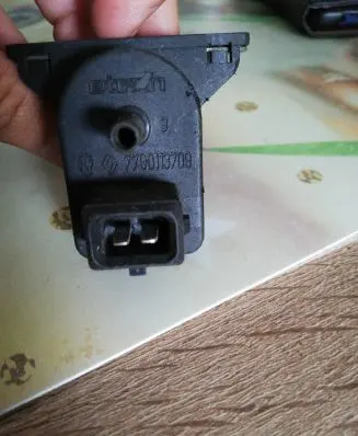 Nissan Primera Turbo solenoid valve 7700113709