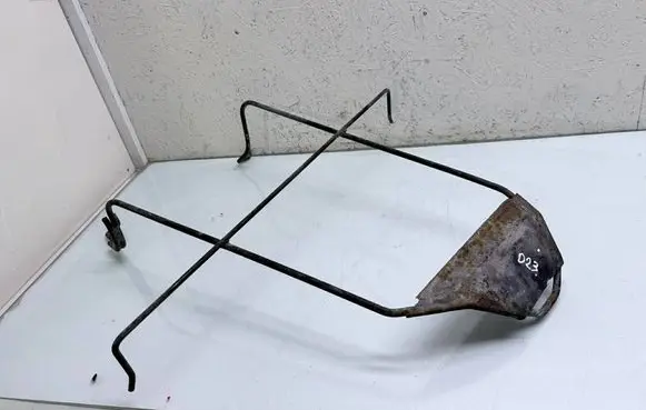 Peugeot Expert Spare wheel mounting bracket 