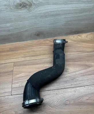 Audi A4 S4 B7 8E 8H Intercooler hose/pipe 8E0145737Q