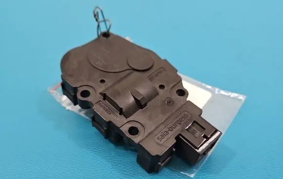 Mercedes-Benz E W213 A/C air flow flap actuator/motor EFB461 IMPRK1562922