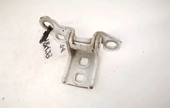 Renault Clio III Rear door lower hinge