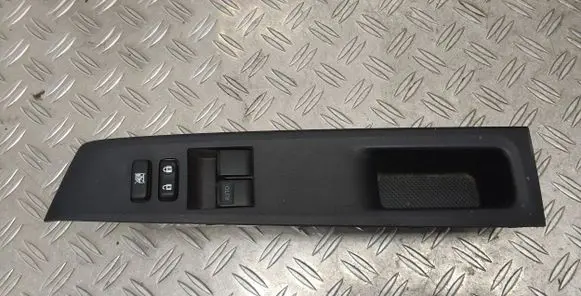 Toyota Yaris Electric window control switch 742320D330