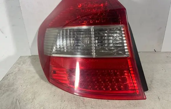 BMW 1 E81 E87 Rear/tail lights 084441924