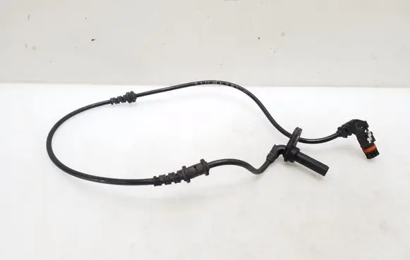 Mercedes-Benz E W212 ABS brake wheel speed sensor A2125400117 2105407681