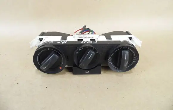 Volkswagen Fox Climate control unit 6Q0819045T 9583 E83484