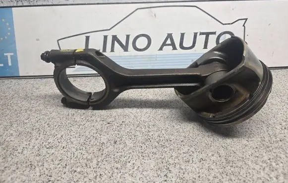 BMW X3 F25 Piston with connecting rod 11247589540 11257558528