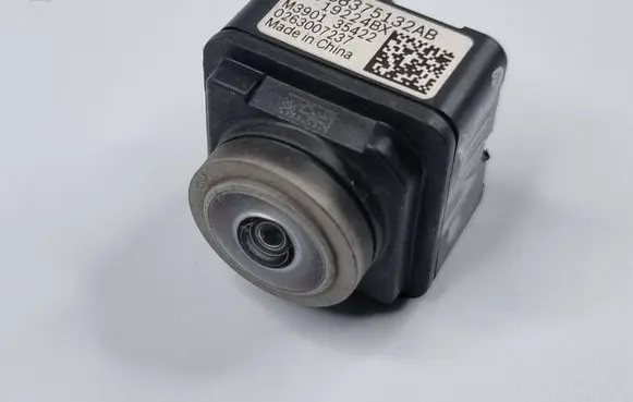 Jeep Grand Cherokee WL Reversing camera 68375132AB