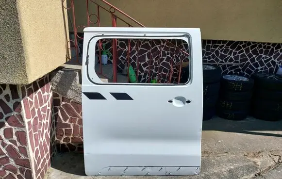 Toyota Proace Side sliding door