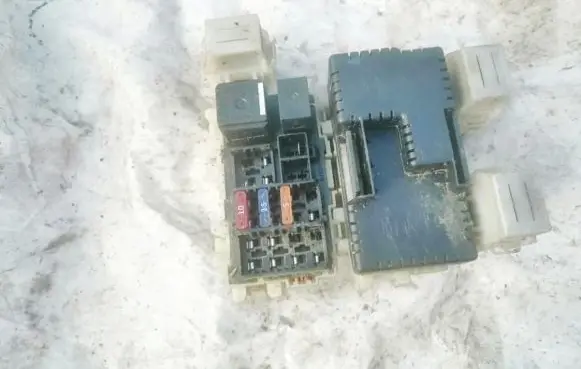 Ford Mondeo MK IV Fuse box set
