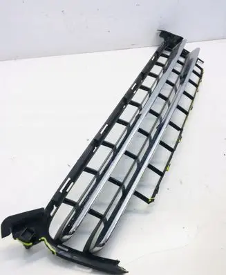 Peugeot 3008 I Front bumper lower grill