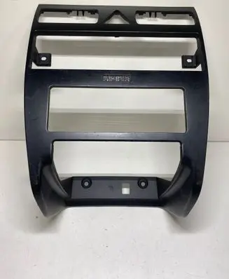 Audi A3 S3 8L Radio/GPS head unit trim 8L0863263