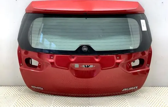 Toyota Auris E180 Tailgate/trunk/boot lid 
