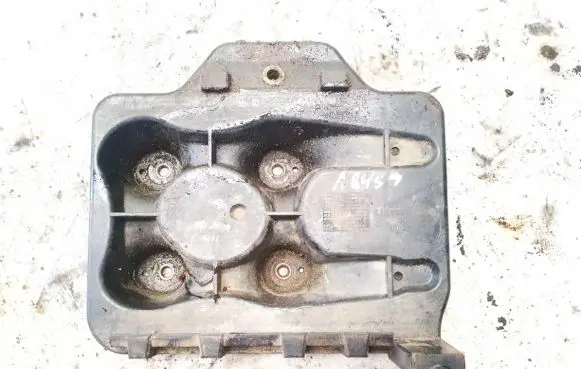 Volkswagen Golf IV Battery box tray 1j0804373a