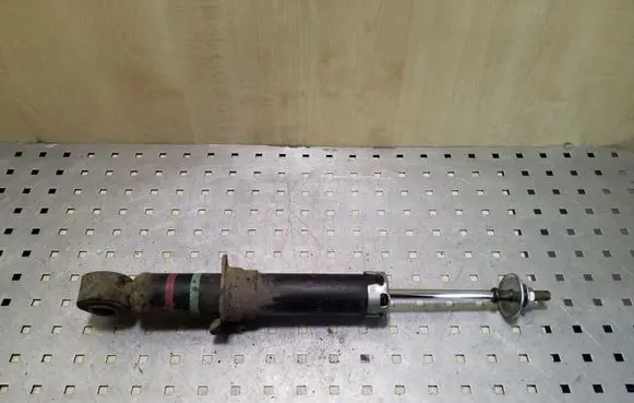 Toyota Prius (XW20) Rear shock absorber/damper 4853047051