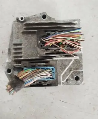 Opel Meriva A Engine control unit/module ECU 12249823