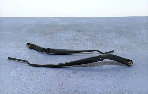 Jeep Compass Front wiper blade arm