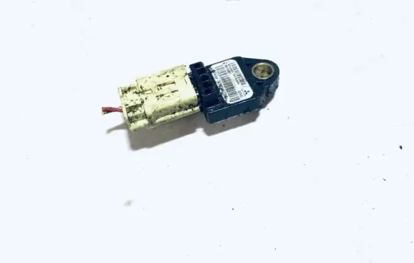Mitsubishi Outlander Airbag deployment crash/impact sensor 8651a001 39754c