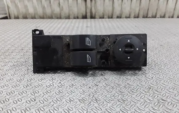 Ford Focus Electric window control switch 7M5T14529BA