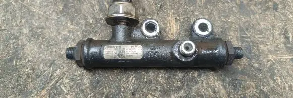 Jaguar XF X250 Fuel main line pipe 4R8Q9C066AE A2C20001297 WS40128