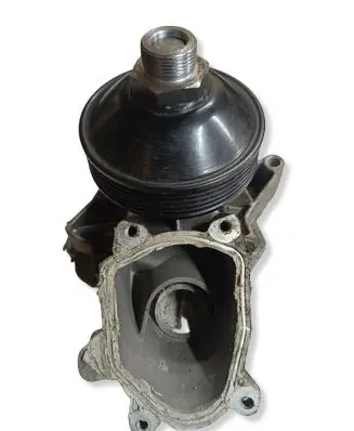 BMW 5 E39 Water pump 