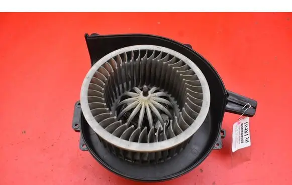 Volkswagen Polo Heater fan/blower 6Q1820015C