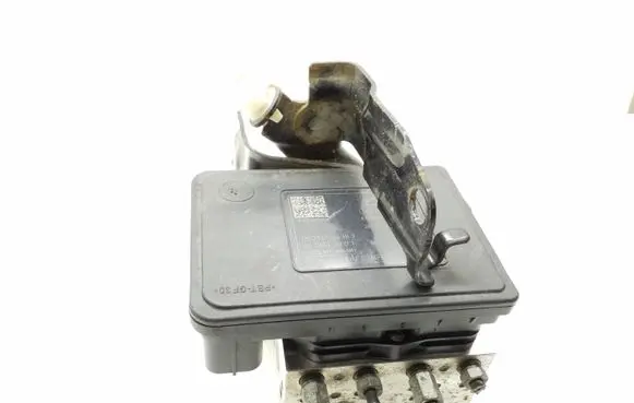Mazda CX-5 ABS Pump K011437A0