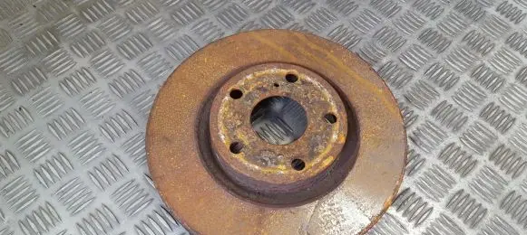 Toyota Auris 150 Front brake disc