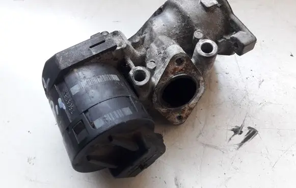 Citroen C5 EGR valve 9681825290