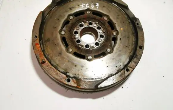 Toyota RAV 4 (XA30) Flywheel