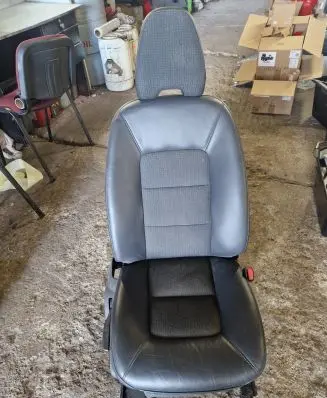 Volvo V70 Front passenger seat 